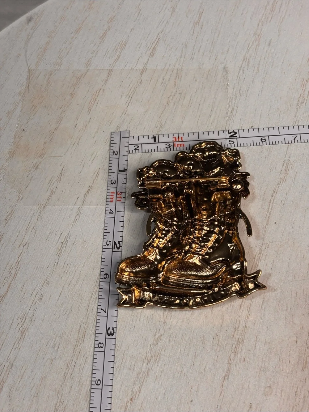 New Proud to Serve Military Combat Boots Poppy Flowers Patriotic Enamel Brooch